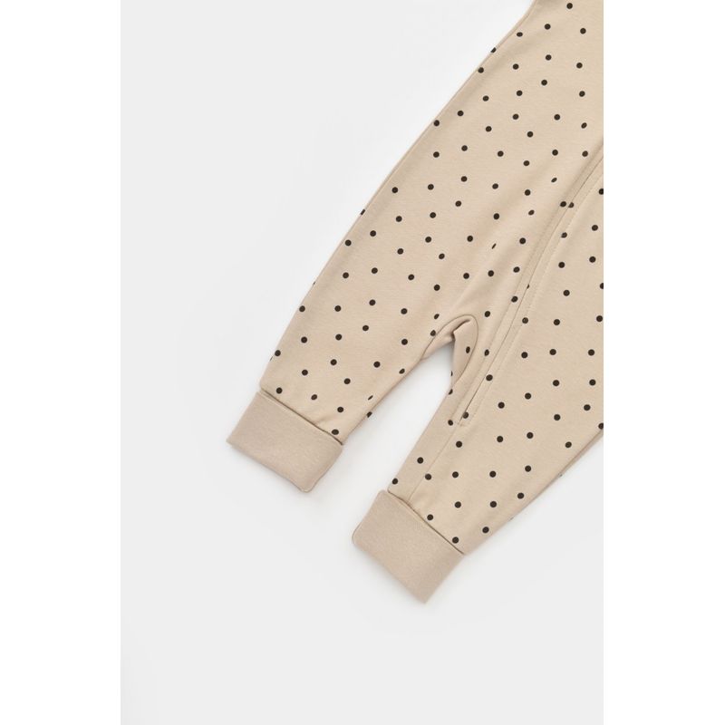 Fashion, accesorii si bijuterii - Copii - Imbracaminte copii - Salopete copii - Salopeta cu fermoar si buline Girafa, BabyCosy, 100% bumbac organic, Mink (Marime: 12-18 Luni) - Infinity.ro