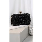 Fashion, accesorii si bijuterii - Femei - Accesorii femei - Genti si rucsacuri femei - Gentuta dama eleganta, clutch, cu margele si paiete negre, cu lantisor si maner auriu, 200x60x120mm - Infinity.ro