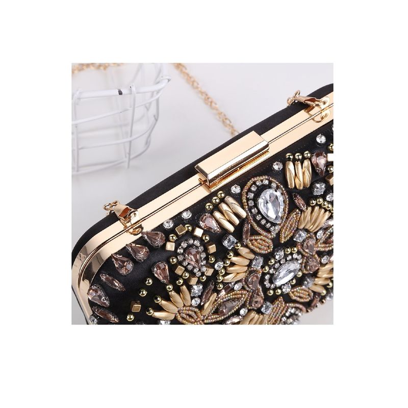 Fashion, accesorii si bijuterii - Femei - Accesorii femei - Genti si rucsacuri femei - Gentuta mica dama, eleganta, cu pietre multicolore, clutch, 155x90x40mm - Infinity.ro