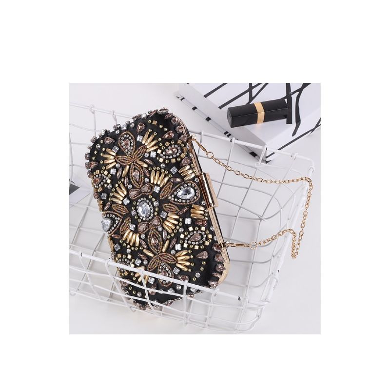 Fashion, accesorii si bijuterii - Femei - Accesorii femei - Genti si rucsacuri femei - Gentuta mica dama, eleganta, cu pietre multicolore, clutch, 155x90x40mm - Infinity.ro