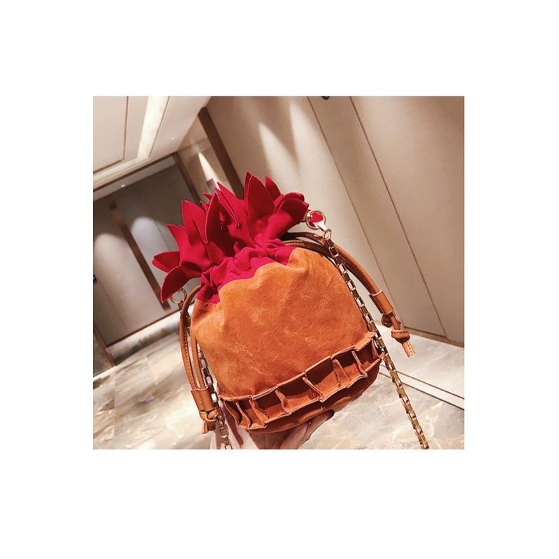 Fashion, accesorii si bijuterii - Femei - Accesorii femei - Genti si rucsacuri femei - Gentuta dama, medie, stil corean, piele intoarsa ecologica premium, forma ananas, fond caramiziu - Infinity.ro