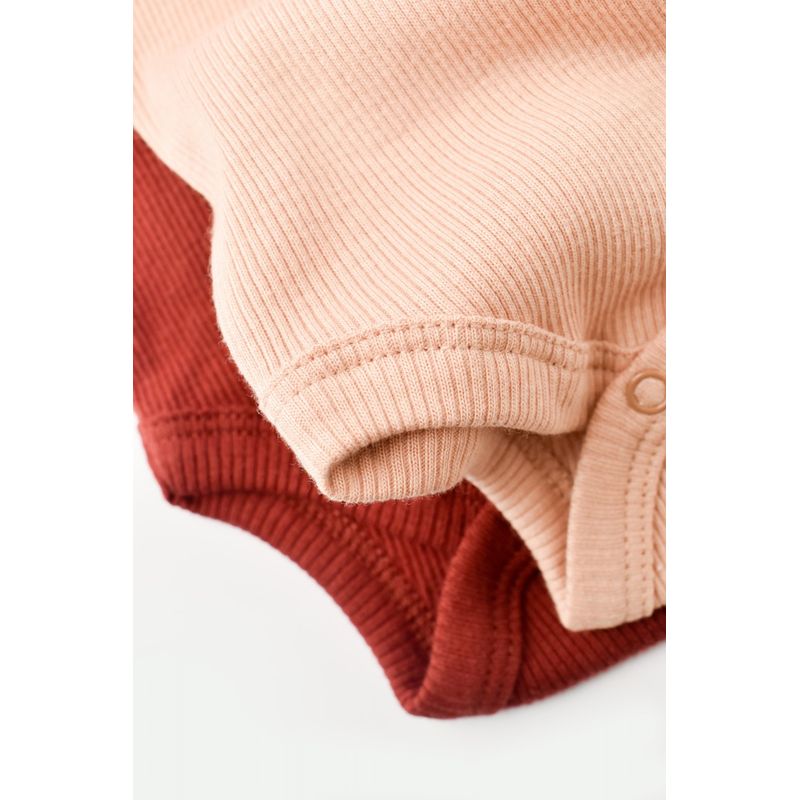 Fashion, accesorii si bijuterii - Copii - Imbracaminte copii - Body-uri copii - Set 2 body-uri fara maneci bebe unisex din bumbac organic si modal - Caramiziu/Somon, BabyCosy (Marime: 3-6 Luni) - Infinity.ro