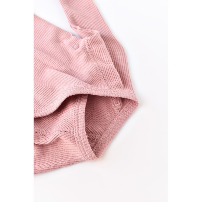 Fashion, accesorii si bijuterii - Copii - Imbracaminte copii - Treninguri si compleuri copii - Set 4 piese: bluza, pantaloni, caciulita si manusi din bumbac organic si modal - Rose, BabyCosy (Marime: 6-9 luni) - Infinity.ro