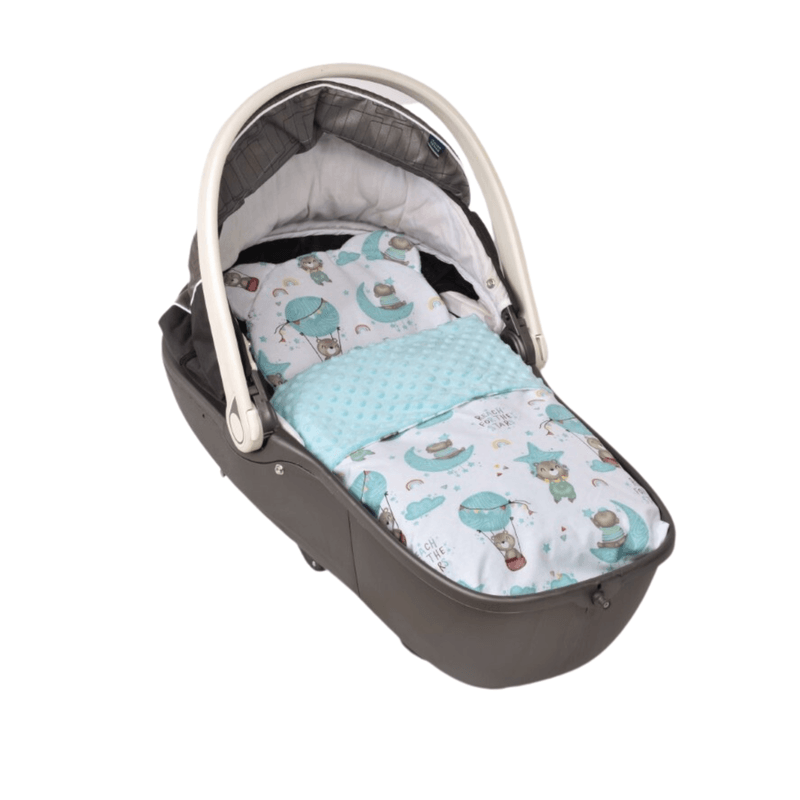 Casa si Gradina - Textile si covoare - Lenjerii de pat - Lenjerii copii - Lenjerie 2 piese cosulet si landou model ursuleti in balon si plus bleu - Infinity.ro