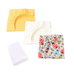 Casa si Gradina - Textile si covoare - Lenjerii de pat - Lenjerii copii - Set 3 cearsafuri galben crem si model buburuze + protectie impermeabila patut 90x40 50 cm - Infinity.ro