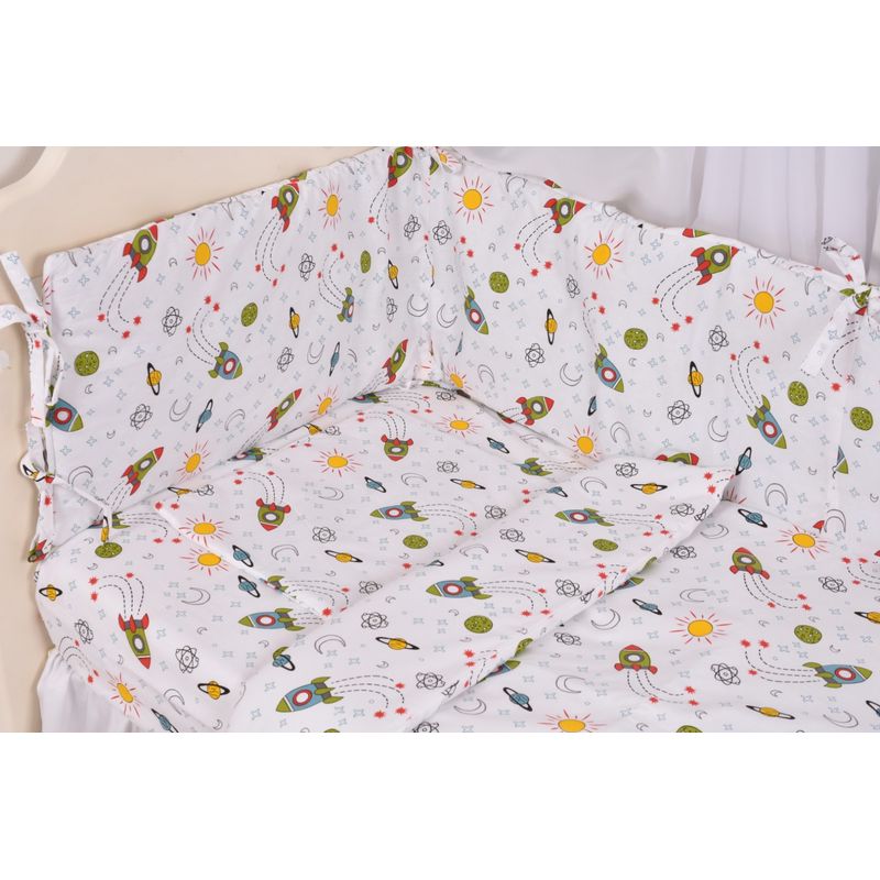 Casa si Gradina - Textile si covoare - Lenjerii de pat - Lenjerii copii - Set complet 7 piese lenjerie si aparatori patut 120x60 cm model Rachete - Infinity.ro