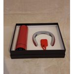 Market - Cadouri - Pachete si cosuri cadou - Cadoul Perfect: Cutie Premium Rosu cu Cana cu Afisaj, Casti WiFi și Aparat de Masaj Cervical – Rasfat si Tehnologie! - Infinity.ro