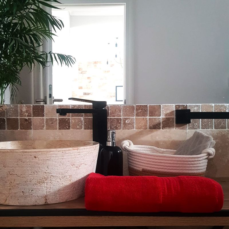 Casa si Gradina - Textile si covoare - Textile baie - Prosoape - Prosop baie Rise Jacquard - 100% Bumbac, 50x90 cm, 500g/mp, rosu - Infinity.ro