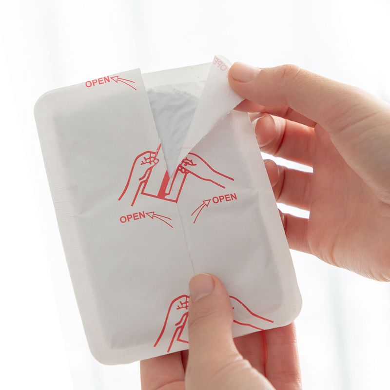 Ingrijire personala si Cosmetice - Sanatate si wellness - Articole wellness - Incalzitoare corporale - Plasturi termici adezivi pentru corp Hotpads InnovaGoods (Pachet de 4) - Infinity.ro