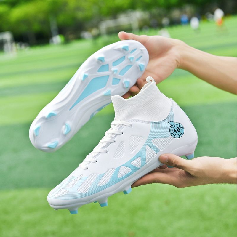 Sport si Outdoor - Echipament Sportiv - Incaltaminte sport - Pantofi sport - Ghete de fotbal MBrands, 8.2 cu glezna, crampoane, culoarea alb 35 - Infinity.ro