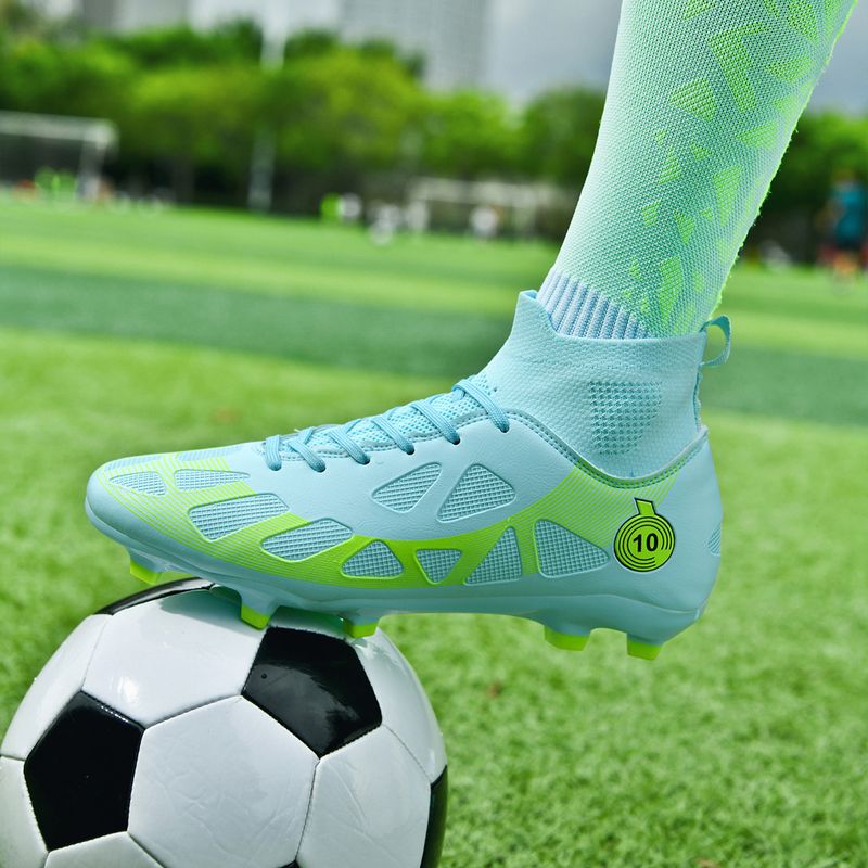 Sport si Outdoor - Echipament Sportiv - Incaltaminte sport - Pantofi sport - Ghete de fotbal MBrands, 8.2 cu glezna, crampoane, culoarea verde 44 - Infinity.ro
