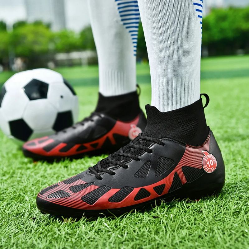 Sport si Outdoor - Echipament Sportiv - Incaltaminte sport - Pantofi sport - Ghete de fotbal MBrands, 8.2 cu glezna, crampoane, culoare negru 40 - Infinity.ro