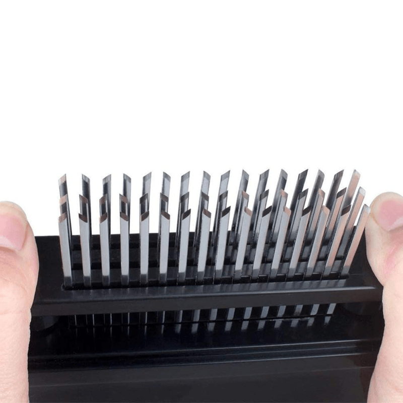 Casa si Gradina - Bucatarie si vesela - Ustensile bucatarie - Seturi ustensile de bucatarie - Dispozitiv de fragezit carne CYBERDUST, Otel inoxidabil, 48 de ace, Pentru vita, curcan, pui, friptura, vitel, porc - Infinity.ro