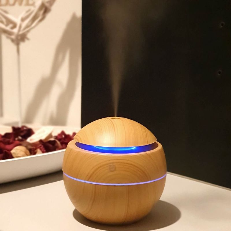 Casa si Gradina - Decoratiuni - Aromaterapie si lumanari - Odorizante camera - Difuzor aromaterapie, model sferic, lumina led multicolor, capacitate 130ml, usb, natur - Infinity.ro