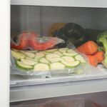 Market - Curatenie si intretinere casa - Produse bucatarie - Pungi si folii alimentare - Pachet 300 Pungi Vidat Gofrate pentru alimente, 90 microni, Neste® - 18 x 30 cm - Infinity.ro