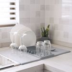 Casa si Gradina - Bucatarie si vesela - Organizare si depozitare bucatarie - Scurgator vase - Uscator vase, model compact, 11 pozitii farfurii, laveta uscare inclusa, gri - Infinity.ro