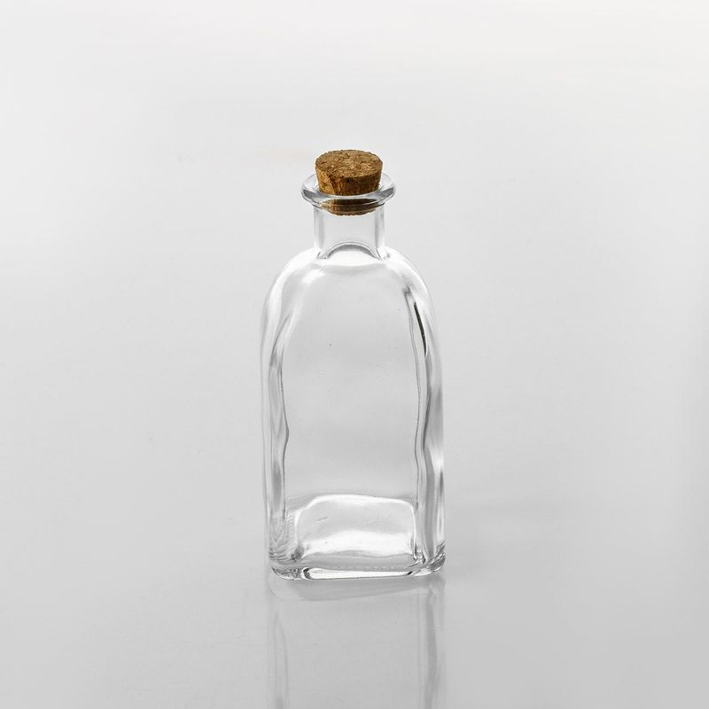 Casa si Gradina - Bucatarie si vesela - Cani si pahare - Sticle - Ulcior sticla, model cu dop, capacitate 250ml - Infinity.ro