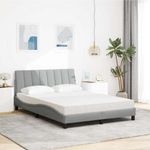 Casa si Gradina - Mobilier - Paturi si accesorii - Paturi - Pat cu saltea, gri deschis, 140x200 cm, material textil - Infinity.ro