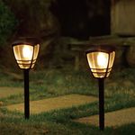 Casa si Gradina - Corpuri si surse de iluminat - Iluminat exterior - Lampi solare - Lampi solare, stick lantern, bec 10 lumeni, negru, 44cm - Infinity.ro