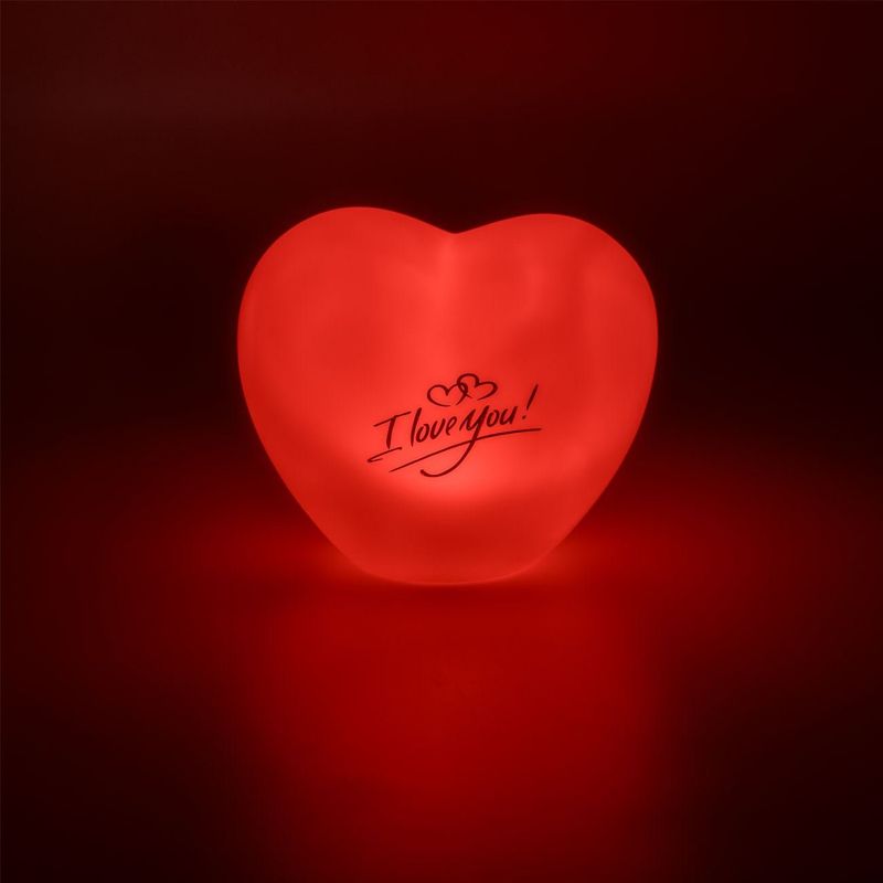 Casa si Gradina - Corpuri si surse de iluminat - Veioze si lampi - Lampi de veghe - Lampa veghe, inima, roz, 10x 5 x 8.5 cm, plastic, baterii incluse - Infinity.ro