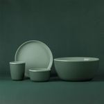 Casa si Gradina - Bucatarie si vesela - Vesela si tacamuri - Farfurii si boluri - Bol plastic, verde menta, dungi, capacitate 0,52l - Infinity.ro