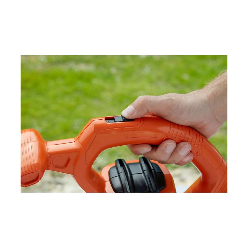 Casa si Gradina - Gradinarit si plante - Utilaje gradina - Aspiratoare, suflante si tocatoare - Suflanta Black & Decker BEBLV260-QS - Infinity.ro