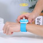 Fashion, accesorii si bijuterii - Copii - Accesorii copii - Bijuterii si ceasuri copii - Bratara lansatoare discuri zburatoare, super launcher, culoare bleu, potrivita pentru varsta 3+ ani - Infinity.ro