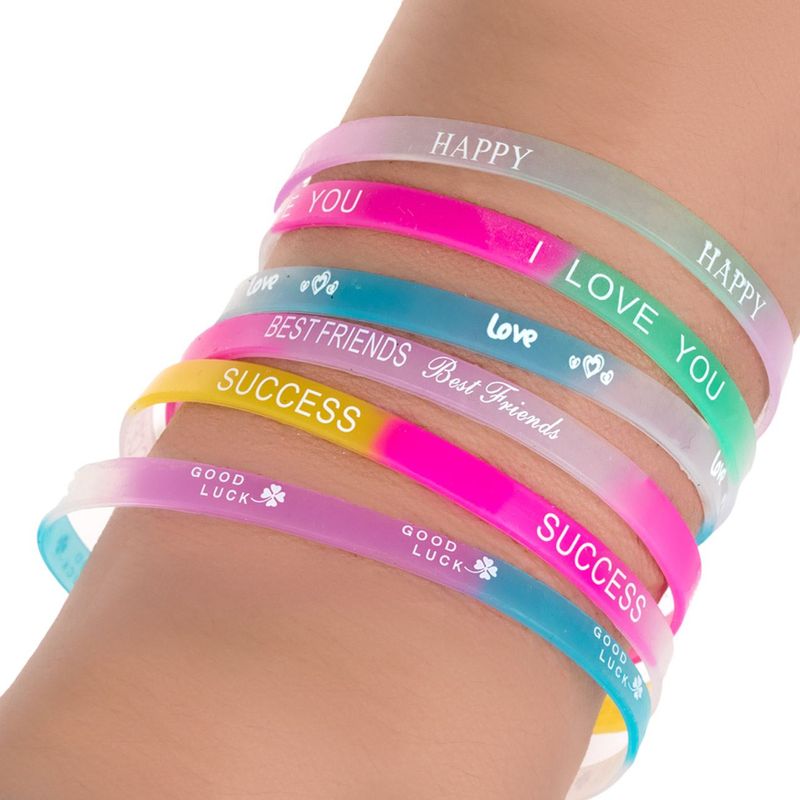 Fashion, accesorii si bijuterii - Femei - Bijuterii femei - Bratari femei - Set bratari silicon, model tie dye, mesaje motivationale, multicolor, 12 bucati - Infinity.ro
