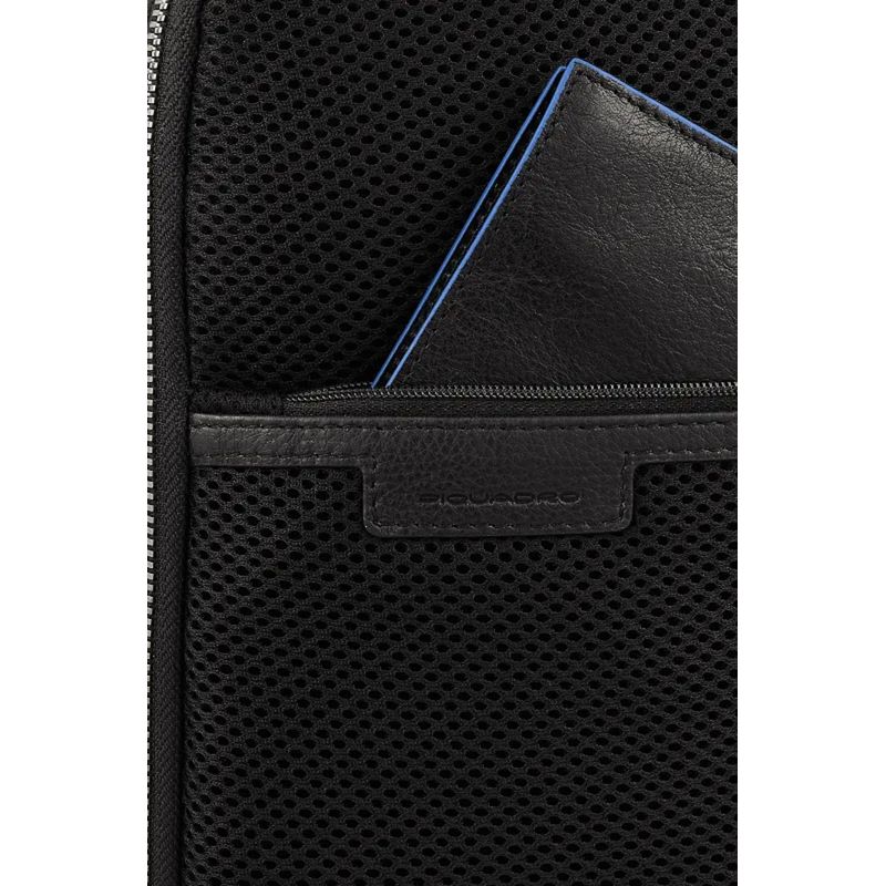 Fashion, accesorii si bijuterii - Barbati - Accesorii barbati - Genti si rucsacuri barbati - Rucsac Piquadro CA5884W116 Negru 40 x 30 x 12 cm - Infinity.ro