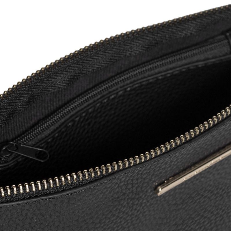 Fashion, accesorii si bijuterii - Femei - Accesorii femei - Genti si rucsacuri femei - Geanta dama, model elegant, culoare negru, dimensiuni 24 x 15cm, material sintetic - Infinity.ro