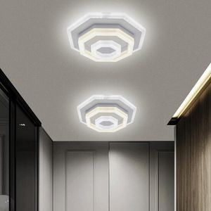 Casa si Gradina - Corpuri si surse de iluminat - Lustre si pendule - Infinity.ro