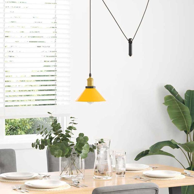 Casa si Gradina - Corpuri si surse de iluminat - Lustre si pendule - Lampa suspendata reglabila pe inaltime E27 Galben lucios Metal - Infinity.ro