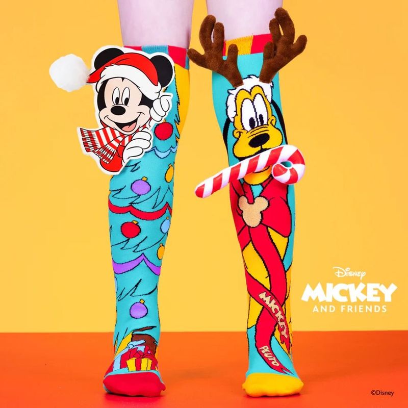 Fashion, accesorii si bijuterii - Copii - Lenjerie si pijamale copii - Sosete si dresuri copii - Sosete lungi colorate Madmia pentru fete fantasy Christmas Mickey and Pluto 3-5 ani - Infinity.ro