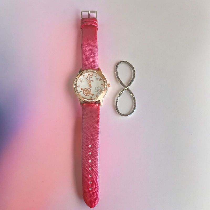 Fashion, accesorii si bijuterii - Femei - Bijuterii femei - Ceasuri femei - Set ceas casual de dama cu bratara inclusa, mecanism quartz, display analog, bratara roz lacuita, inchidere catarama - Infinity.ro