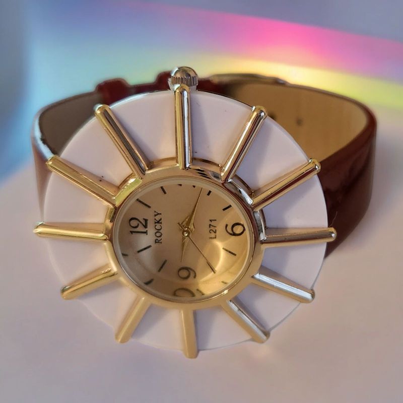 Fashion, accesorii si bijuterii - Femei - Bijuterii femei - Ceasuri femei - Set ceas casual de dama, bratara inclusa, mecanism quartz, display analog, bratara burgundy lacuita, inchidere catarama - Infinity.ro