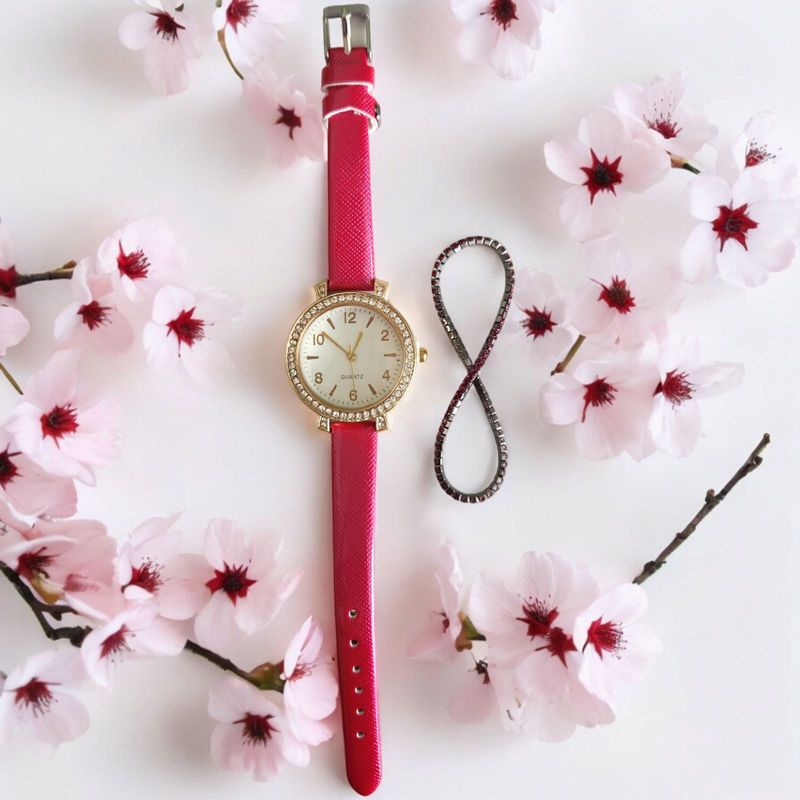 Fashion, accesorii si bijuterii - Femei - Bijuterii femei - Ceasuri femei - Set ceas casual de dama cu bratara inclusa, mecanism quartz, display analog, curea roz lacuit, inchidere catarama - Infinity.ro