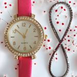 Fashion, accesorii si bijuterii - Femei - Bijuterii femei - Ceasuri femei - Set ceas casual de dama cu bratara inclusa, mecanism quartz, display analog, curea roz lacuit, inchidere catarama - Infinity.ro