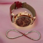 Fashion, accesorii si bijuterii - Femei - Bijuterii femei - Ceasuri femei - Set Ceas Casual de Dama cu Bratara Inclusa, display analog, mecanism quartz, curea piele ecologica lacuita, rosu - Infinity.ro