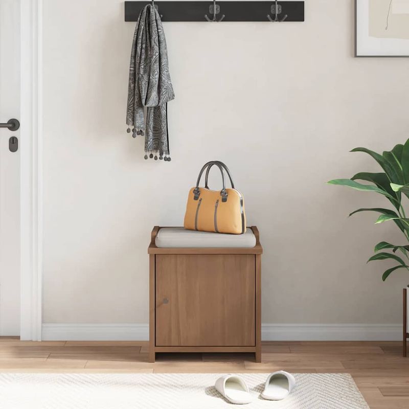 Casa si Gradina - Mobilier - Organizare si depozitare - Bancute - Banca pentru hol „SANDNES” 45 x 40 x 50 cm, din lemn masiv de pin - Infinity.ro
