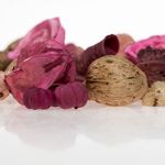 Casa si Gradina - Decoratiuni - Aromaterapie si lumanari - Odorizante camera - Potpourri decorativ, model rose, multicolor, capacitate 120g - Infinity.ro