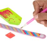 Jucarii, Copii si Bebe - Jucarii si jocuri - Jucarii & jocuri educative - Seturi de artizanat - Set creativ bratari, arts&crafts, multicolor, 2 bucati - Infinity.ro