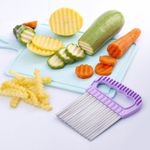 Casa si Gradina - Bucatarie si vesela - Vesela si tacamuri - Cutite si seturi de cutite - Cutit feliere ondulat, model multicolor, 13.5 x 11 cm, otel inoxidabil - Infinity.ro