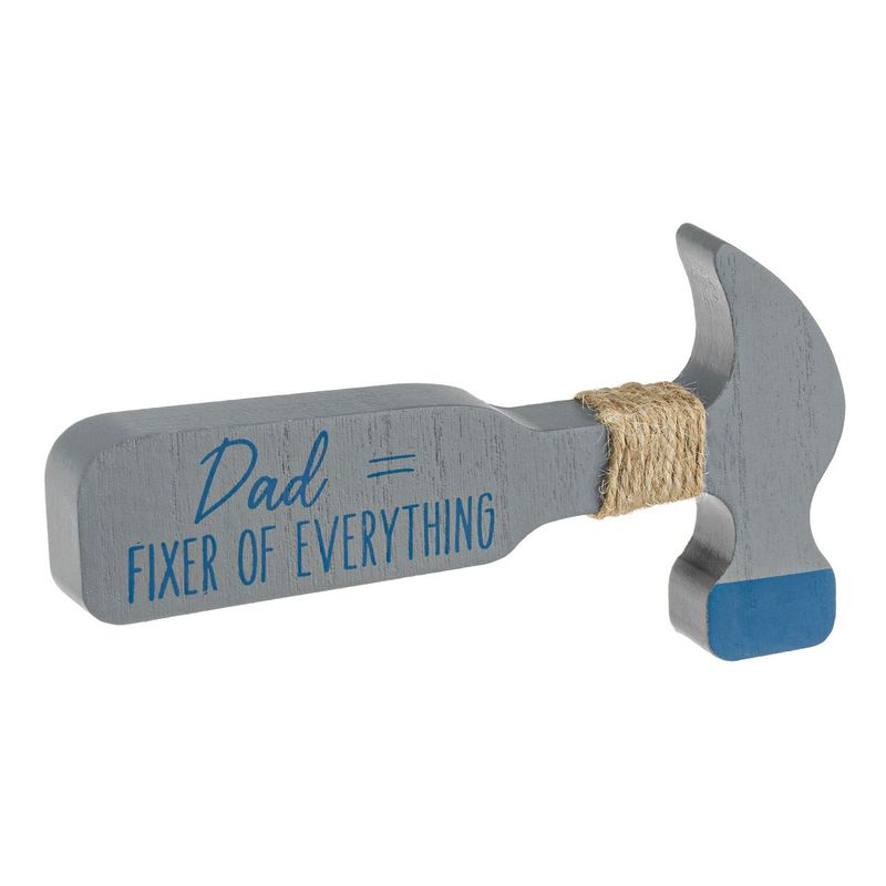 Casa si Gradina - Decoratiuni - Obiecte decorative - Accesorii decorative - Decoratiune lemn, ciocan gri/albastru, dimensiuni 19.3 x 10cm, mesaj "dad = fixer of everything" - Infinity.ro