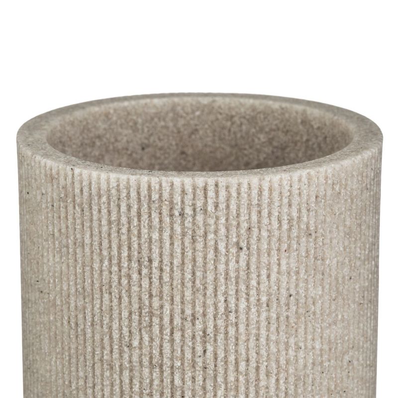Casa si Gradina - Sanitare - Suporturi si accesorii baie - Suporturi baie - Suport periute de dinti, rotund, polyresin, dungi reliefate, bej, diametru 7.5 xinaltime 10.5 cm, capacitate 0,29 l - Infinity.ro