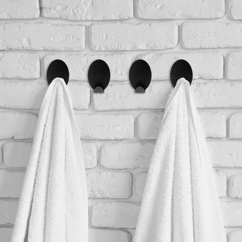 Casa si Gradina - Sanitare - Suporturi si accesorii baie - Suporturi baie - Carlige autocolante, ovale, metal, set 4 bucati, culoare negru, dimensiune 3.5 x 5cm - Infinity.ro
