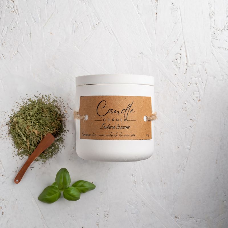 Casa si Gradina - Decoratiuni - Aromaterapie si lumanari - Lumanari si candele - Set lumanare parfumata, suport lumanare, accesoriu elegant pentru stins lumanarea si foarfeca de taiat fitil lumanare - Infinity.ro