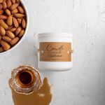 Casa si Gradina - Decoratiuni - Aromaterapie si lumanari - Lumanari si candele - Set lumanare parfumata Migdala amară, suport lumanare, accesoriu pentru stins lumanarea si foarfeca de taiat fitil - Infinity.ro