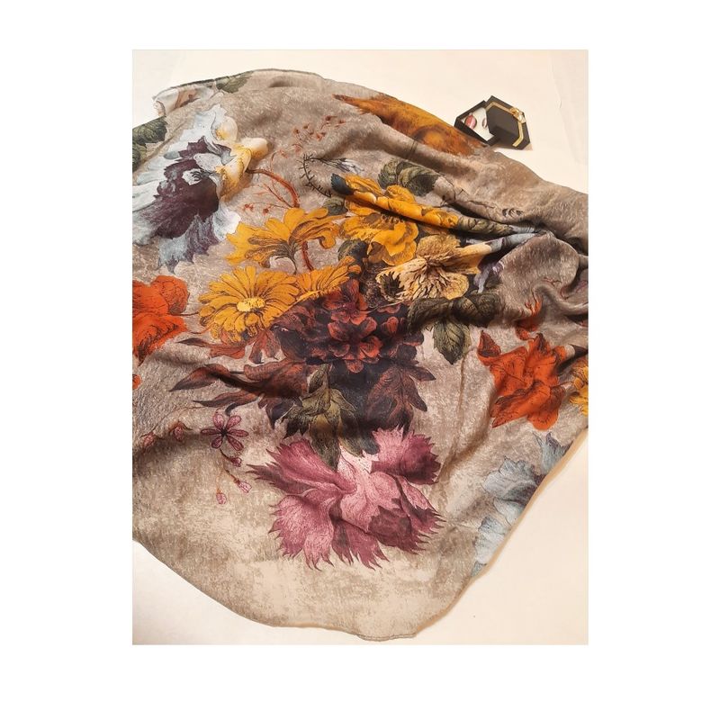 Fashion, accesorii si bijuterii - Femei - Accesorii femei - Esarfe si fulare femei - Esarfa dama, tip sal, print floral, multicolora, fond bej, 90 x 180 cm - Infinity.ro