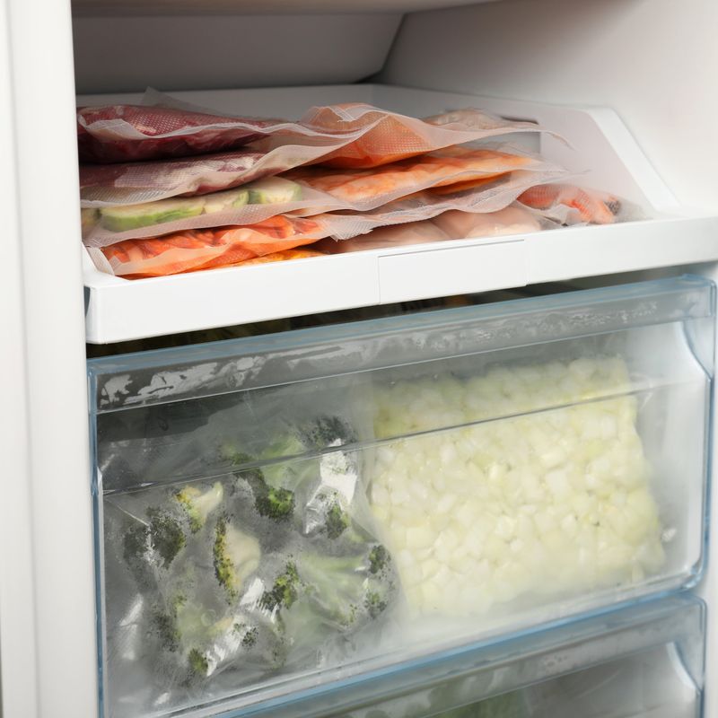 Market - Curatenie si intretinere casa - Produse bucatarie - Pungi si folii alimentare - Pachet 300 Pungi Vidat Gofrate pentru alimente, 90 microni, Neste® - 25 x 30 cm - Infinity.ro