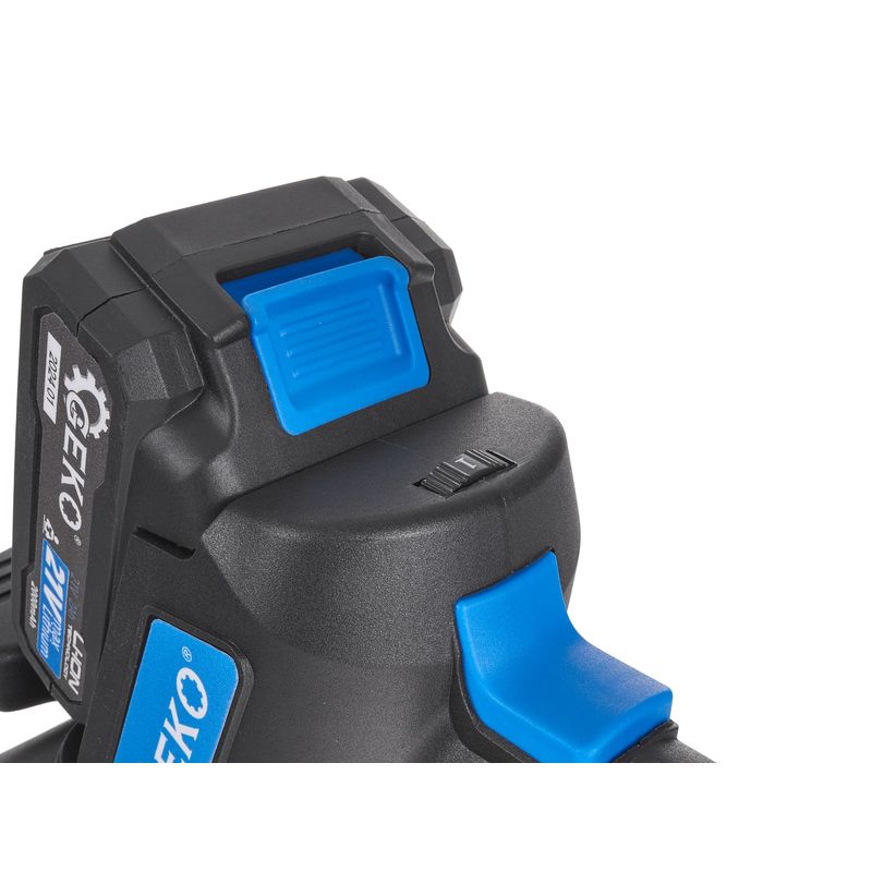 Casa si Gradina/Constructii/Depozitare, transport si protectie/Accesorii echipamente pentru transport si ridicat - Ventuza vibranta pentru placi cu acumulator si incarcator, 2 x 21 V, Geko G80673 - Infinity.ro